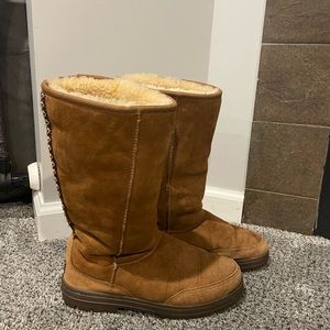 Tall Ugg Boots - Chestnut - Size 7